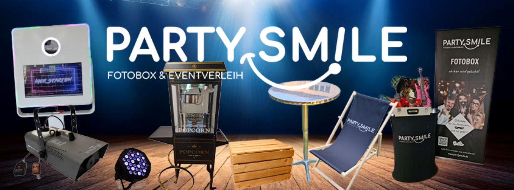 Party-Equipment infach mieten bei Partysmile. Party-Equipment mit Schildern, Möbeln und Beleuchtung für Events und Feiern.