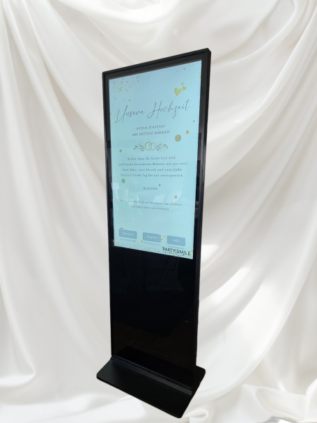 Ablauf - Sitzplan - Infos Aufsteller mit weißer und blauer Schrift, dekorativen Elementen und Kontaktdaten.