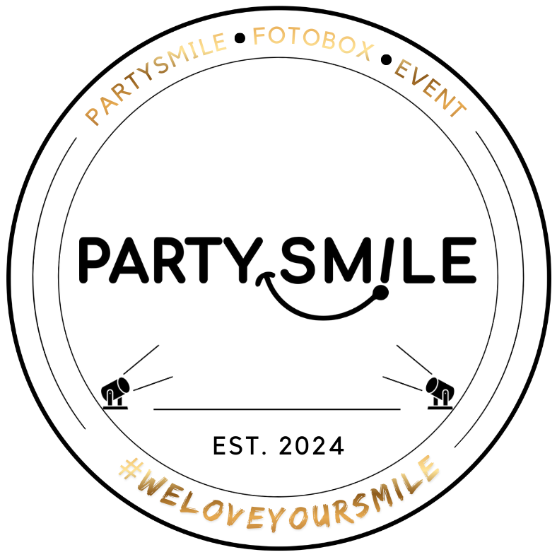 LOGO Rundes Logo von PartySmile mit einem lächelnden Gesicht und Event-Details.